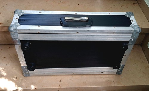 Effekt rack case 19 - he,